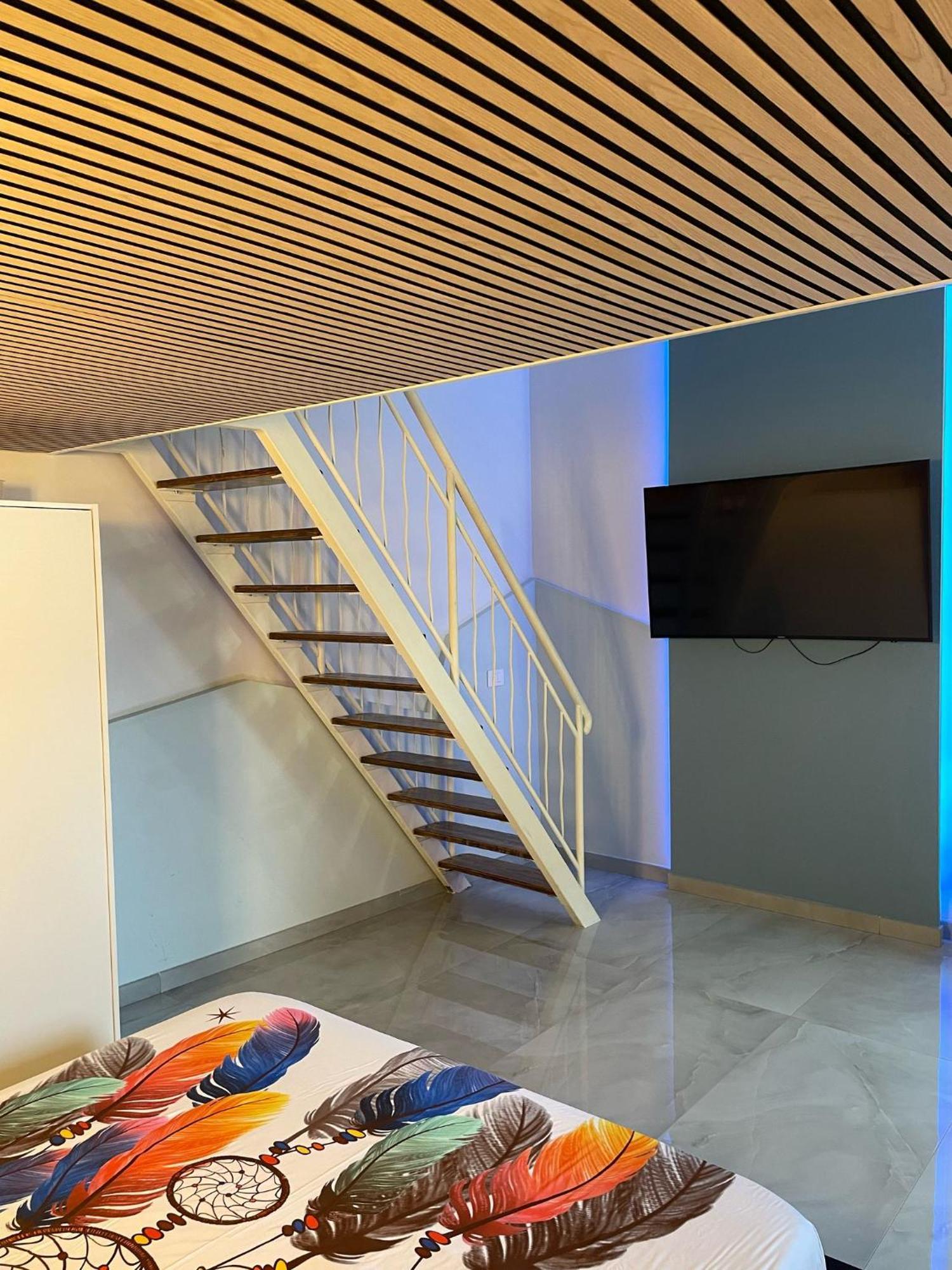 Charm E Chic Apartment Napoli Ngoại thất bức ảnh