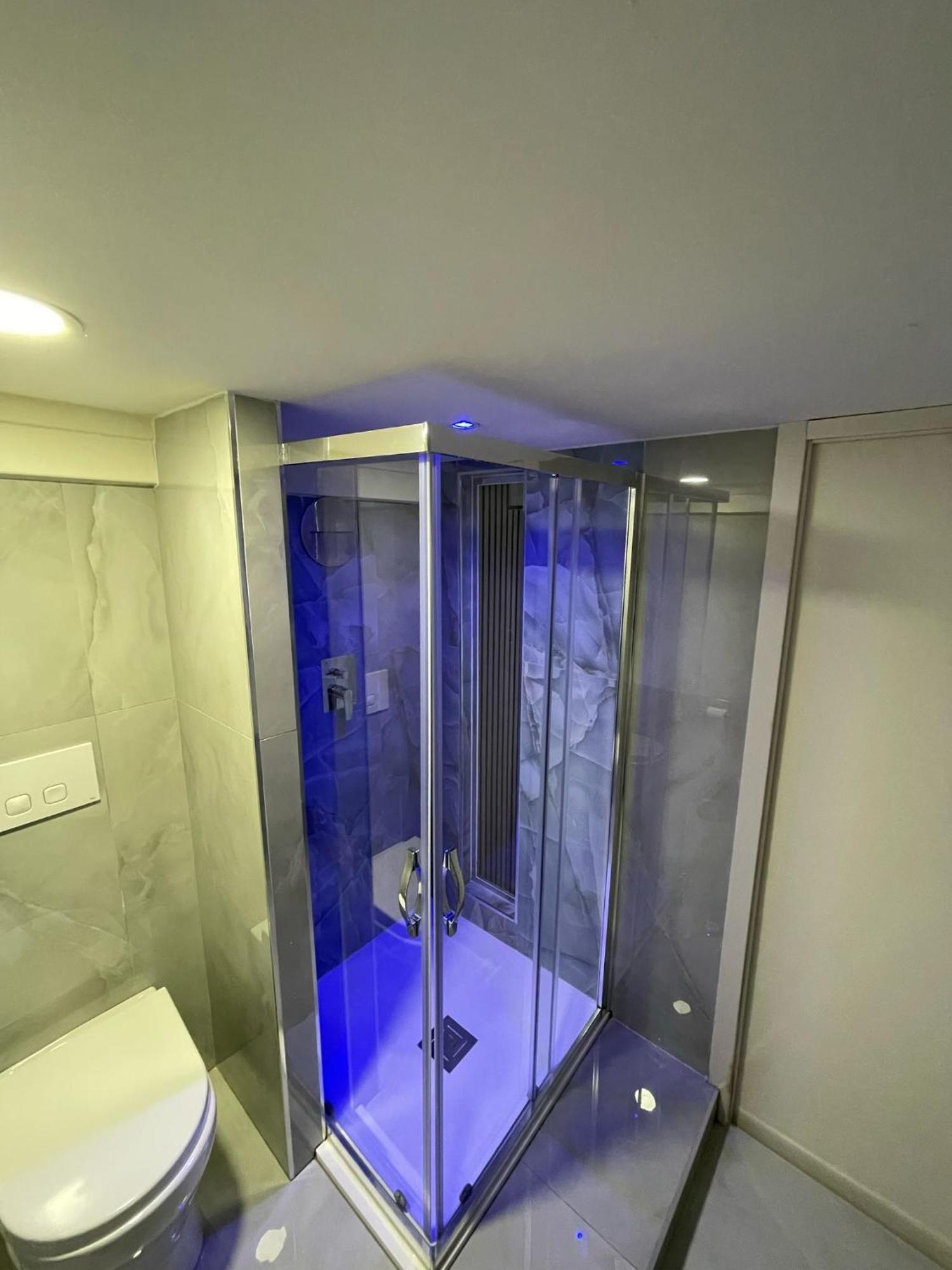 Charm E Chic Apartment Napoli Ngoại thất bức ảnh